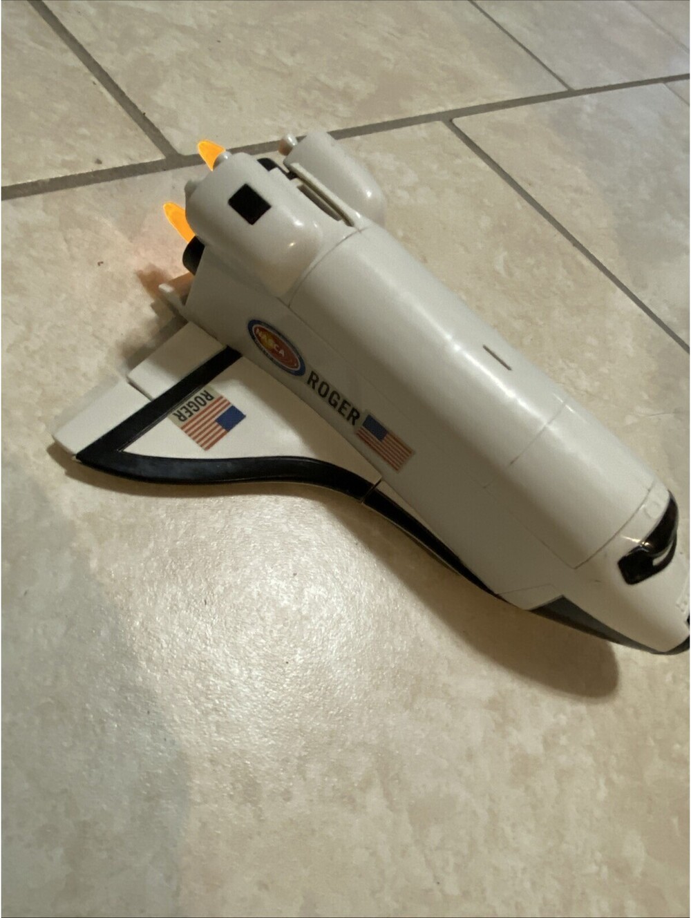 2011 Disney Pixar Cars Moon Mater Space Mission Adventure Roger Shuttle Toy Jet